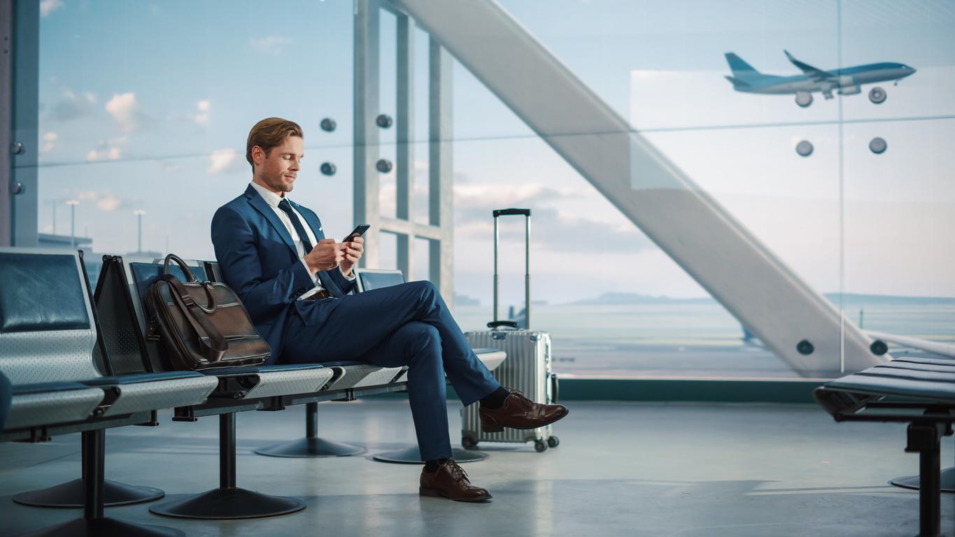 How Bleisure Travel Is Transforming Business Trips in 2025